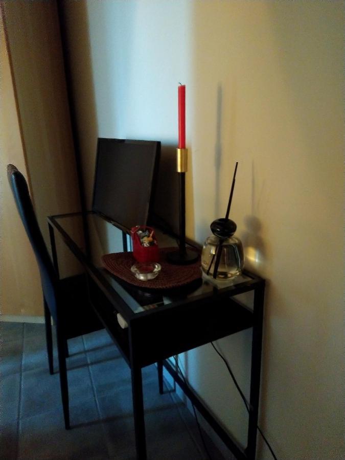 בית הארחה Monforte dʼAlba 	Cascina Roella מראה חיצוני תמונה